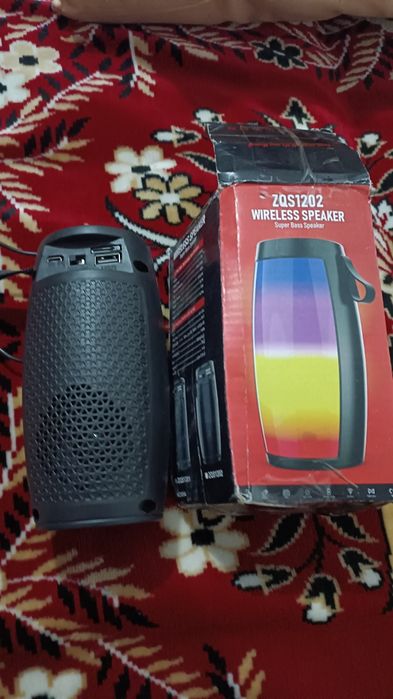 Telefon Redmi A3 nou sigilat+o boxa gratis preț anunt fix