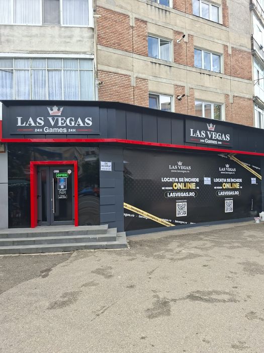 Ofer spre închiriere spațiu comercial Mioveni