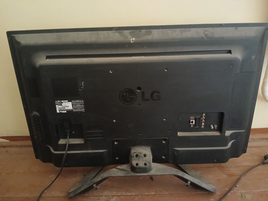 LG TV 42lik ekran singan