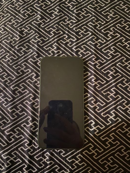 Срочно продам iphone 13 256gb