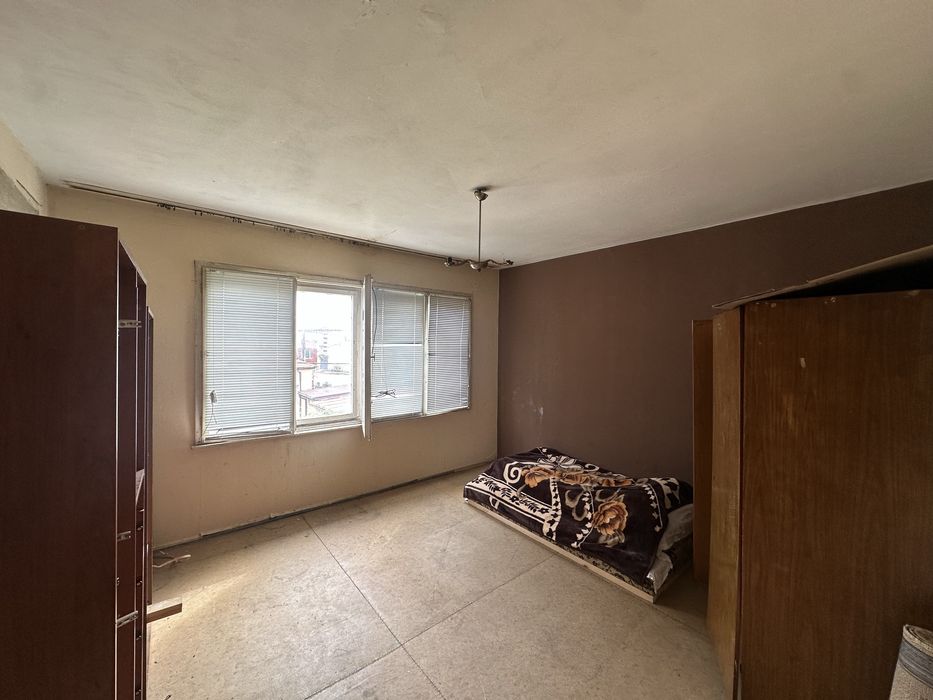 Дава се под наем Етаж от къща в Добрич, Дружба 1 - 196 кв.м за 126480 € - Снимка #4