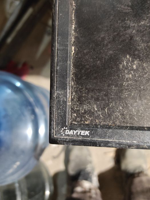 Мониторы разные .