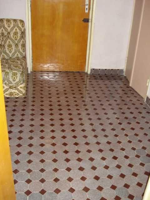 UltraCentral (Galeriile Comerciale) Ploiesti - Apartament: 2 Camere Decom Su 66 mp, Etaj 4/9, cu Balcon (Inchis) pe toata lung Apart si Boxa la Subsol