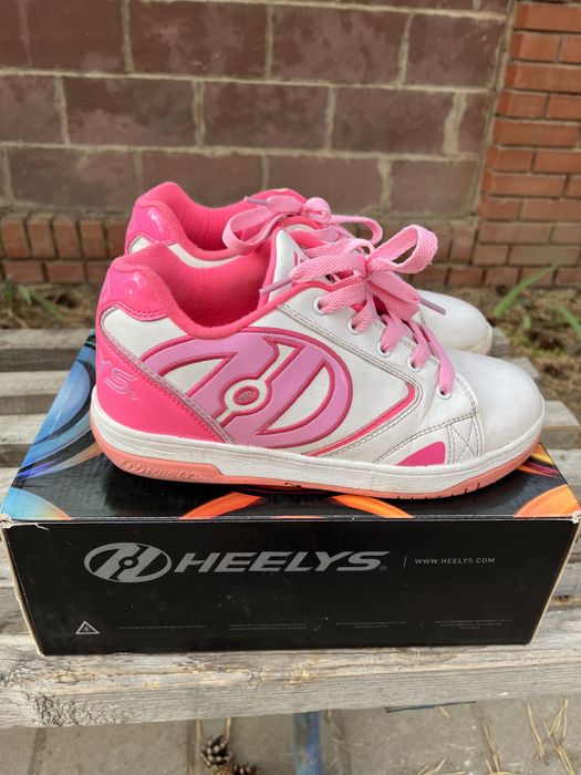 Кроссовки-ролики Heelys