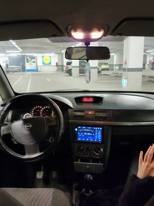 Vand sau Schimb Opel Meriva