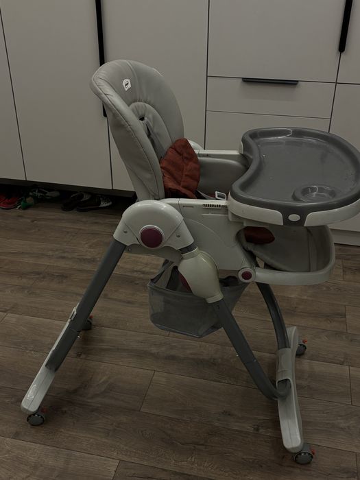 Детское кресло для кормления