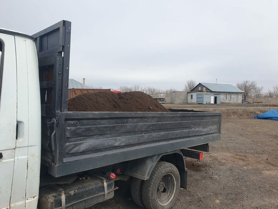 Песок.. Перегной, чернозем, балласт, отсев,щебень.