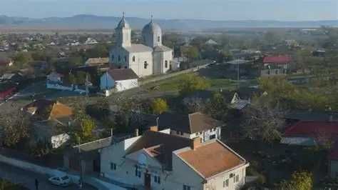 Teren intravilan 1837 mp la Dunăre, în Peceneaga, Tulcea