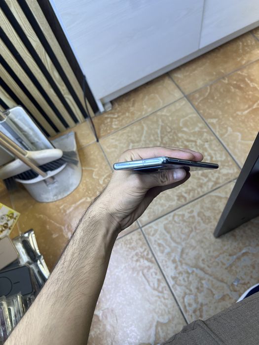 samsung galaxy s10+ 8/128