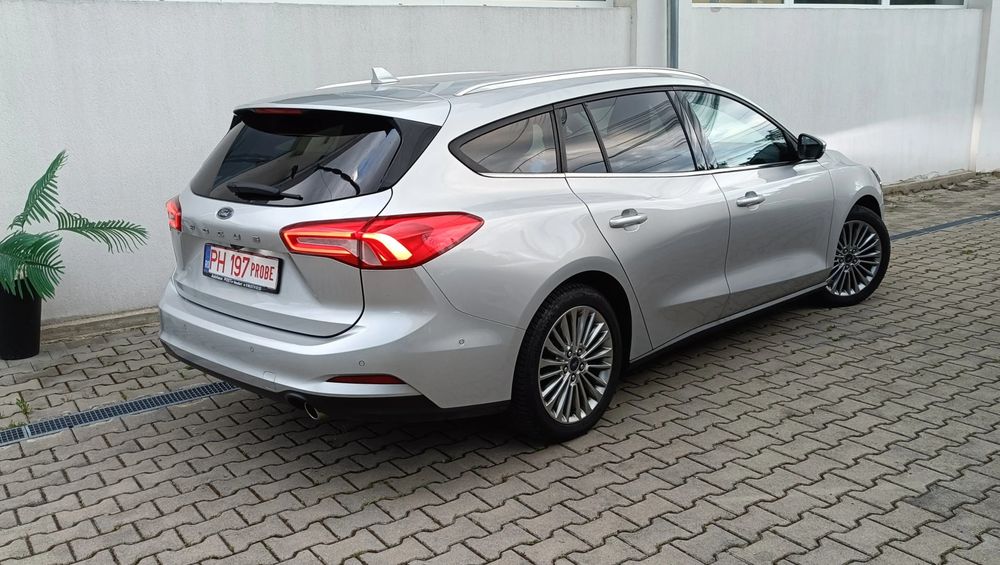 FORD Focus 2019 — imagine 5
