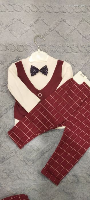 Продам костюм тройку