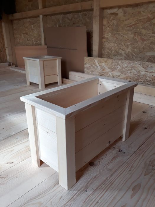 Ghivece/Jardiniere din lemn