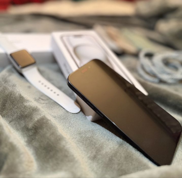 ИЗКЛЮЧИТЕЛНА ОФЕРТА! Iphone 15 + подарък- apple watch