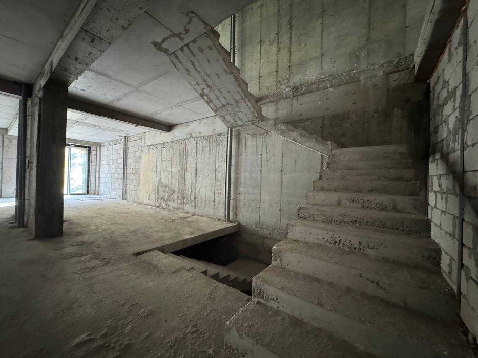 Сдаётся помещение Гостиница России/ Мирабад авеню  760м2