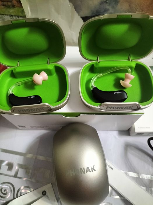 Продам слуховые аппараты от Phonak Naida P50-PR почти новый