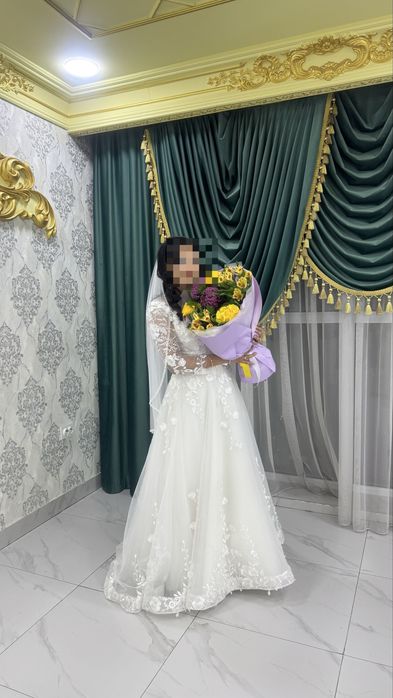 Свадебное платье