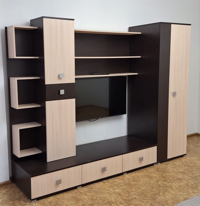 Стенка (горка) в гостиную "Верона" б/у