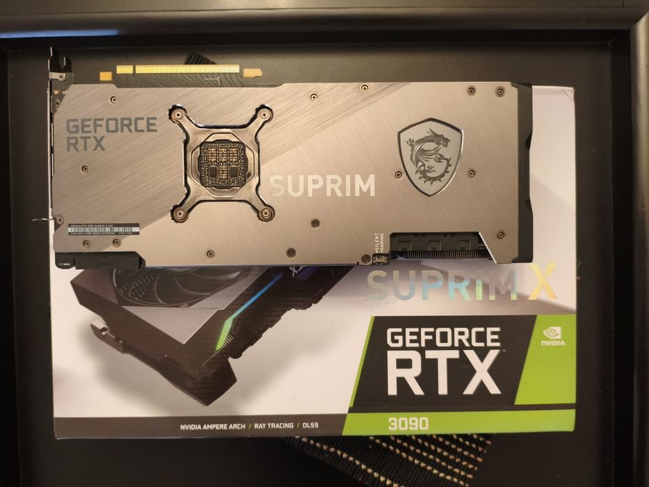 Placa video / MSI RTX 3090 SUPRIM X / 24GB GDDR6X / 384-bit