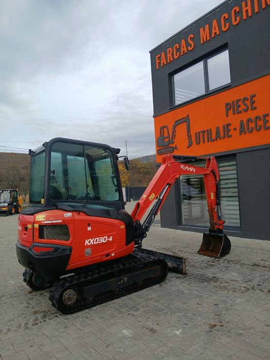 Kubota KX30 – Miniexcavator 3 tone – 2 cupe