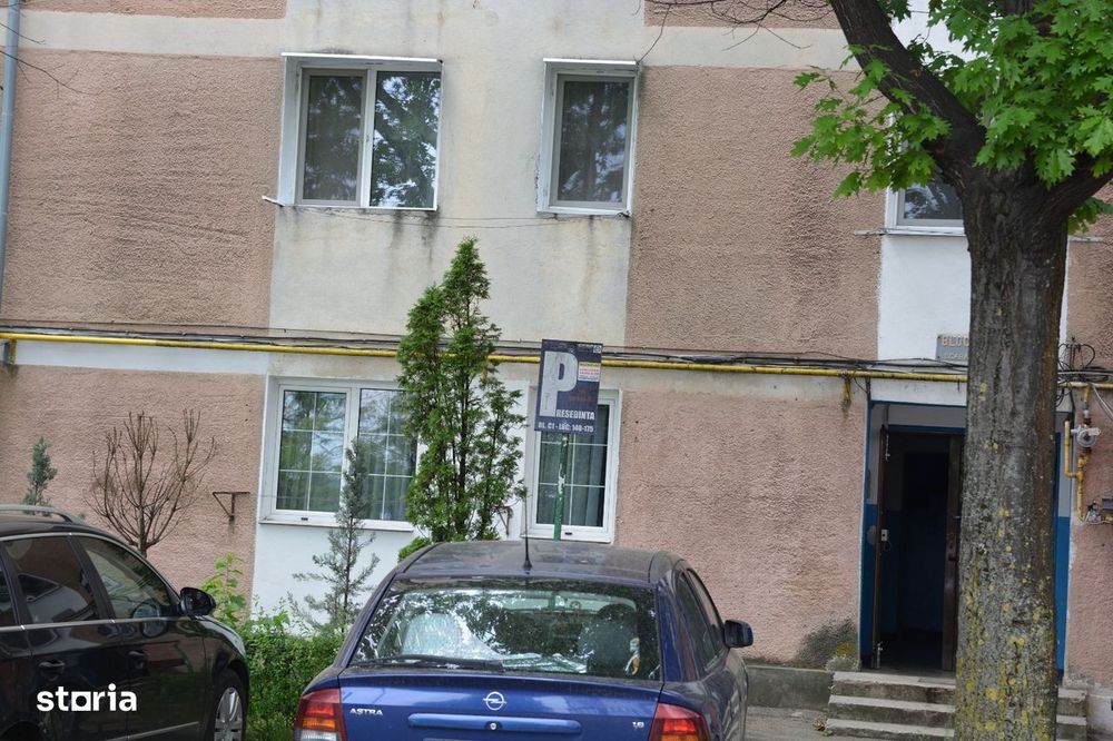 Apartament decomandat în Războieni