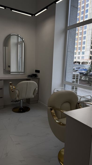 Сдам кресло для парикмахера