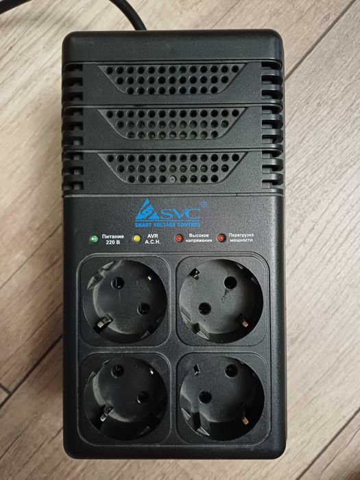 Стабилизатор напряжения SVC AVR-1008-G