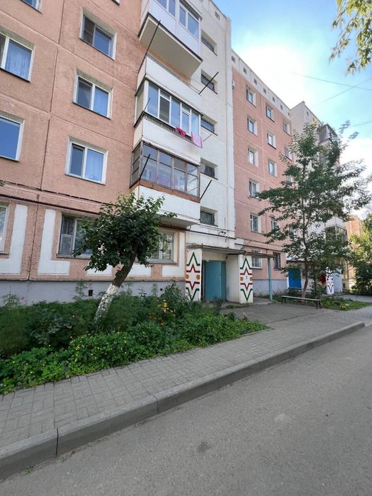 Продам 2 комнатную квартиру