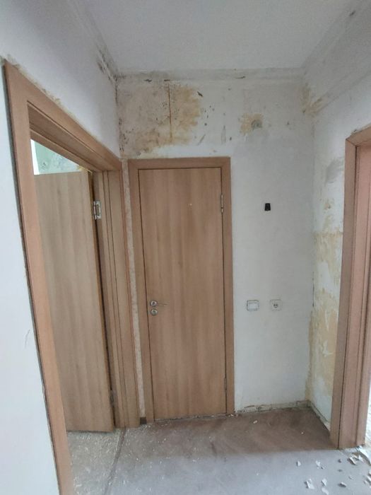 Продаю двери 80/60см