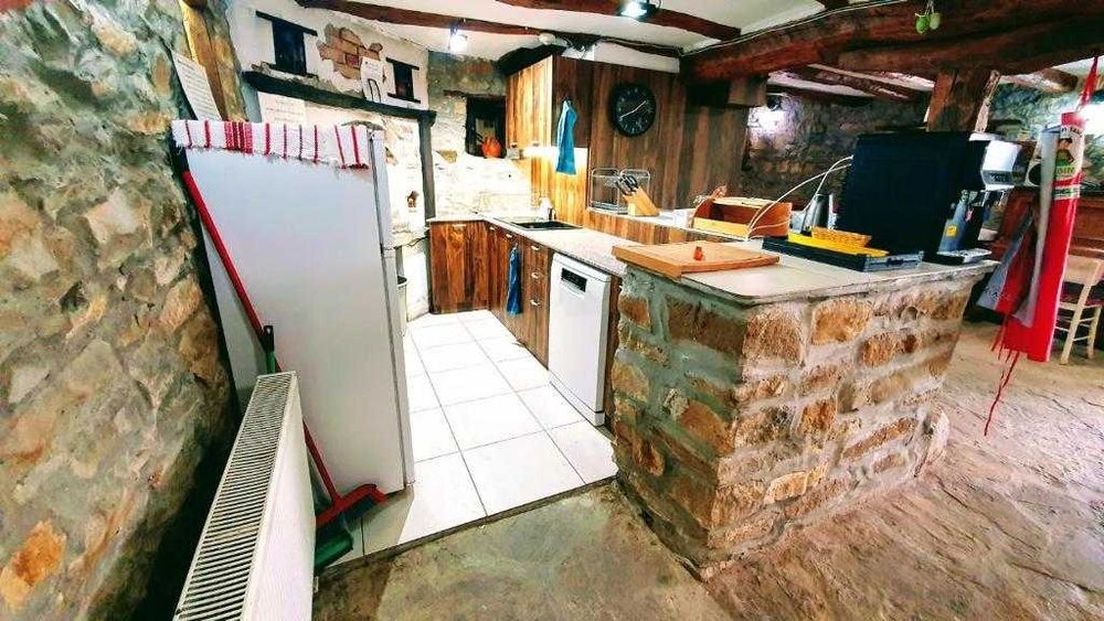 Продава се Къща в с. Буковец, Област Велико Търново - 180 кв.м за 1253 €/кв.м - Снимка #11