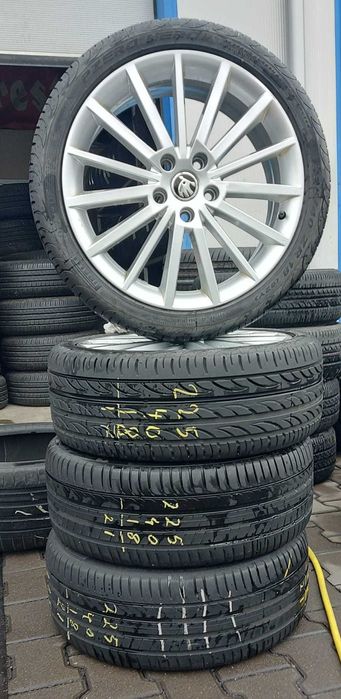 Jante Skoda Octavia VW Golf Seat Leon Anvelope Vara Pirelli 225 40 18