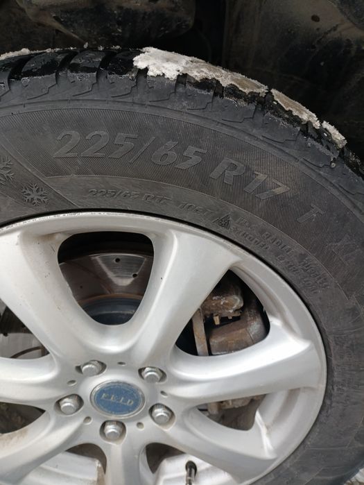 Продам шины зима