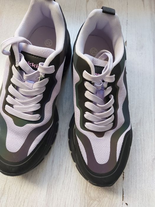 Маратонки 35 номер