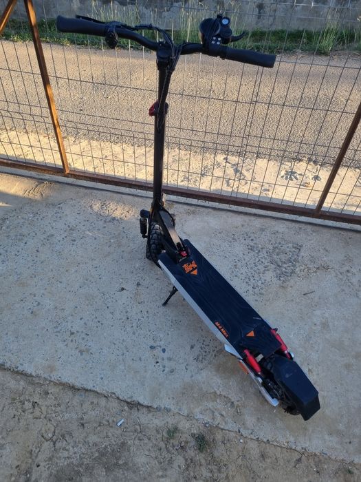 Trotineta electrica kukirin m4 max