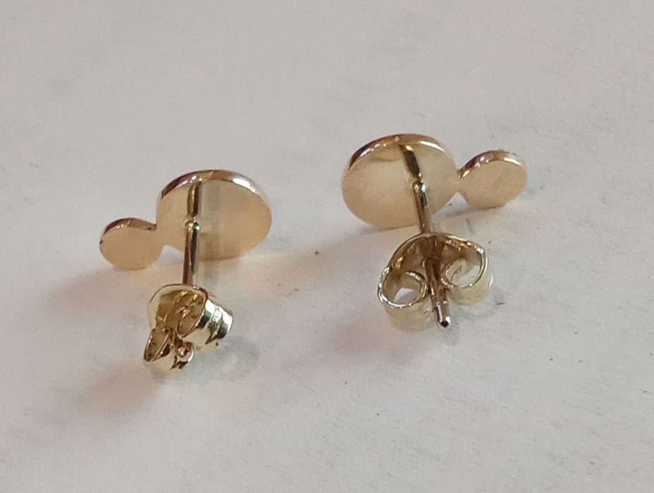 Златни обеци 14 карата.