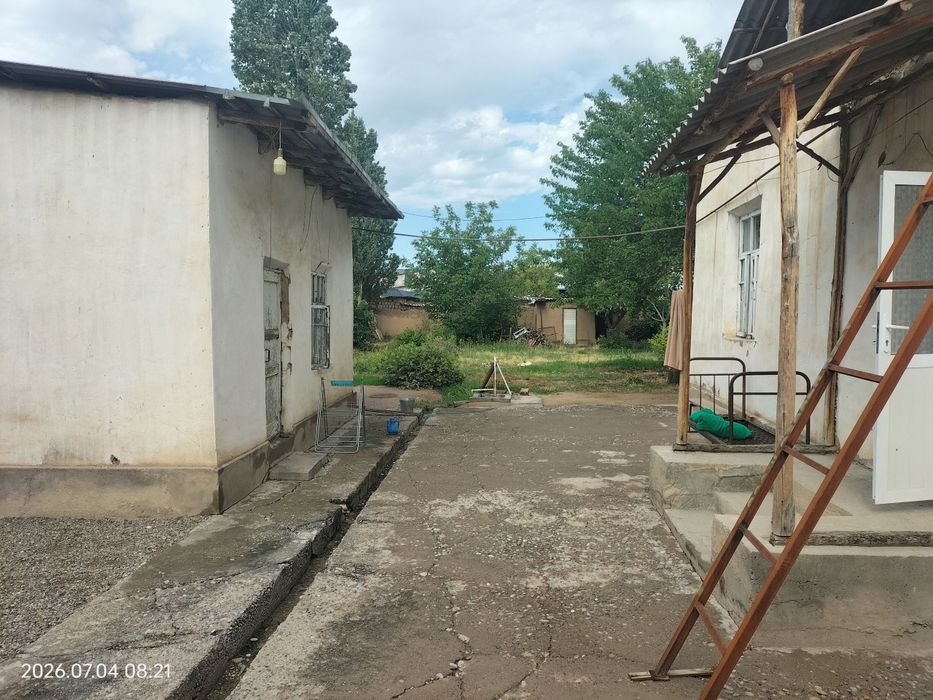 Продаётся очень срочно 8 соток участок