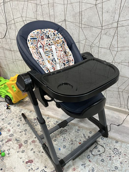 Стол детский для кормления + электро качеля