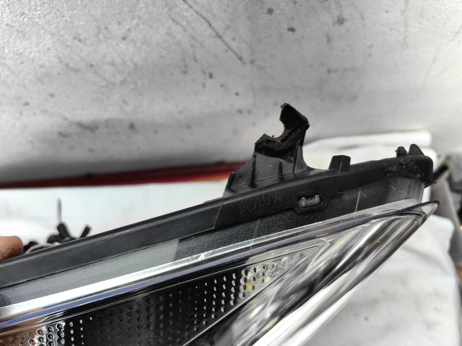 Фар Ситроен Ц1  Citroen C1