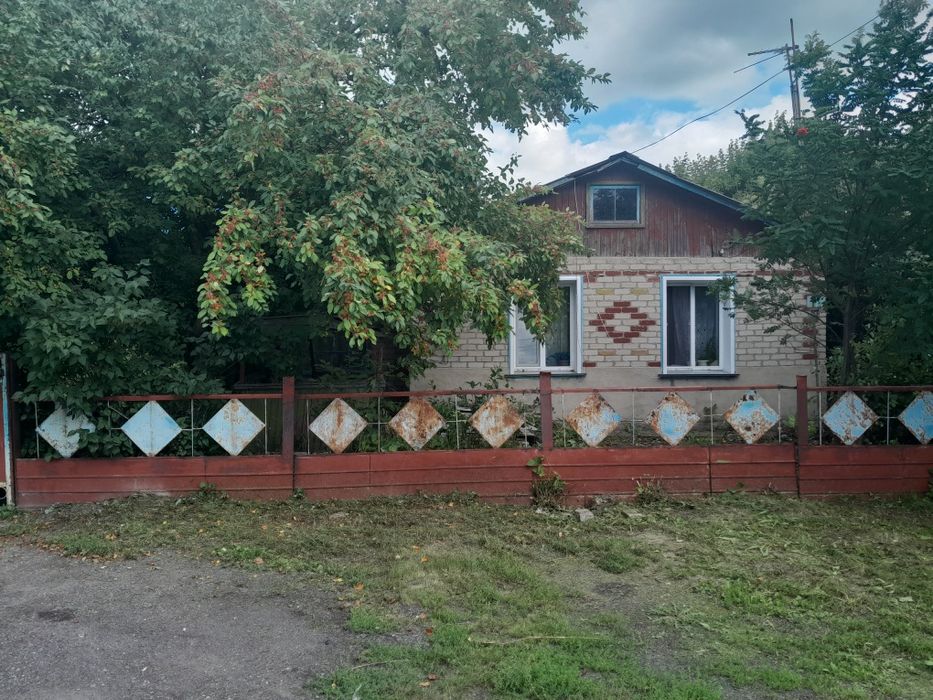 Продам дом с  участком