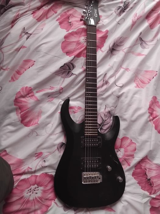 Cort X100 электрогитара