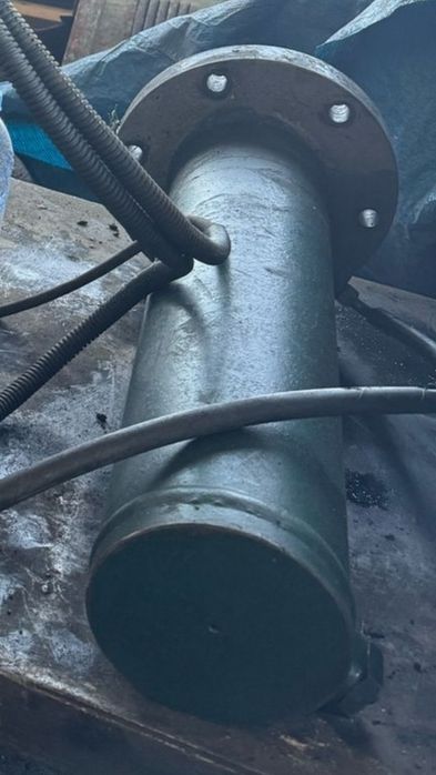 Гидроцилиндр и электродвигатель