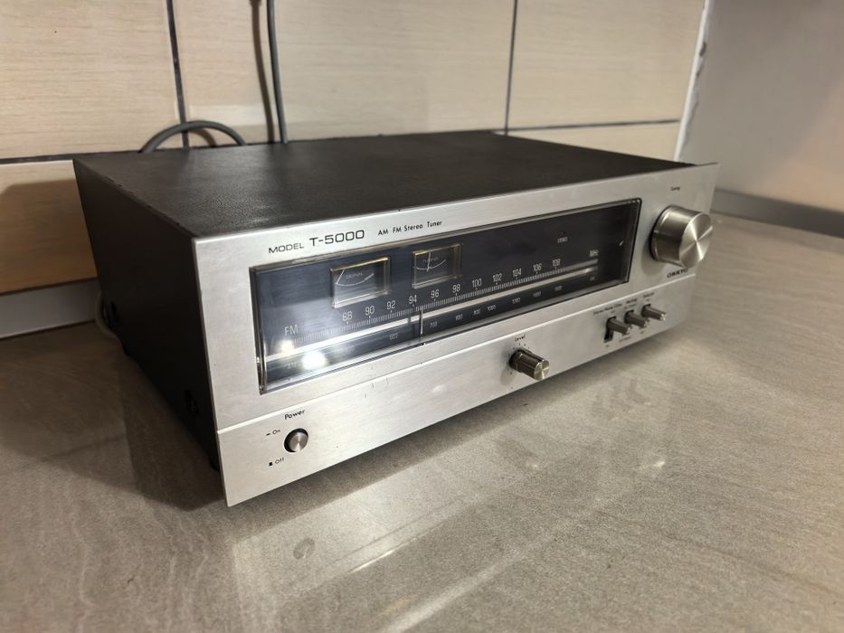 Tuner Onkyo T5000 receiver radio