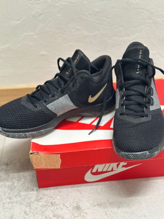 Nike обувки/ кецове