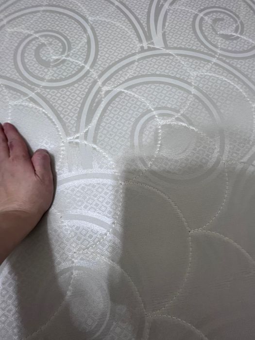 Кровать детская, книжный шкаф новые