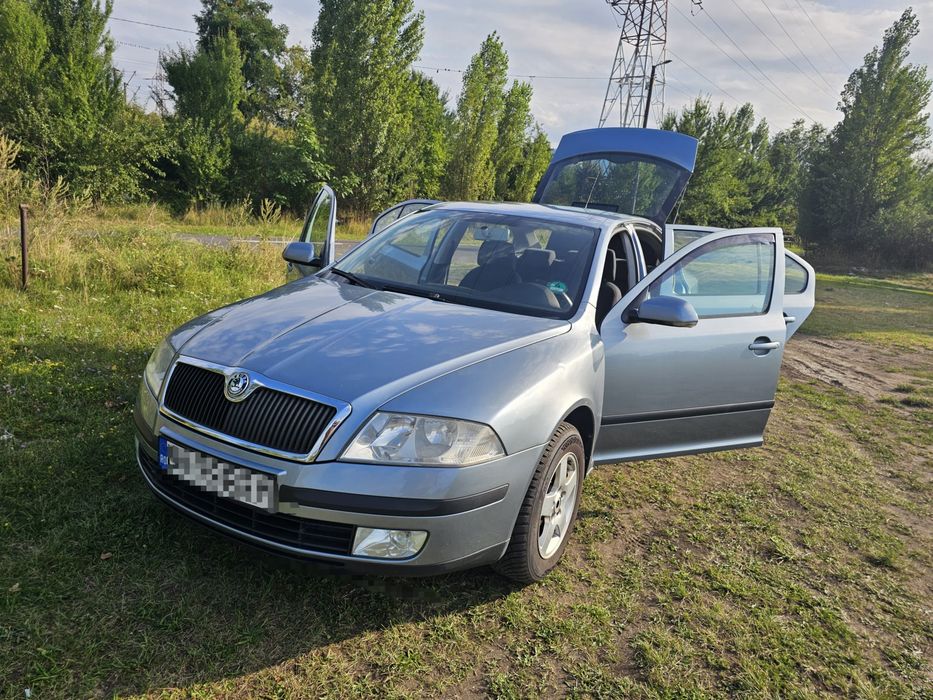 Vând skoda octavia 2