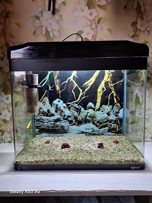 Продам аквариум 80 литров