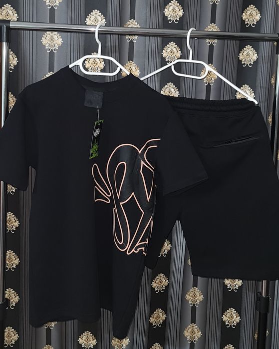 Compleu syna world / Essentials  / trapstar  / denim tears