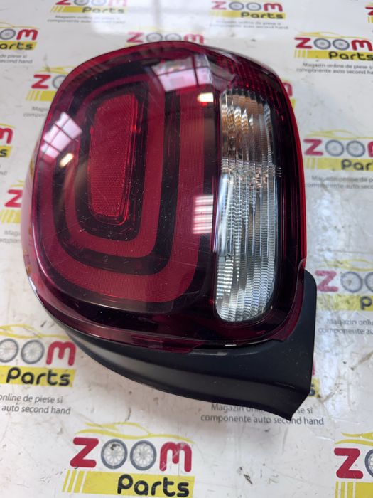 lampa stop spate dreapta si suporti bara spate Citroen C3 2017-2024
