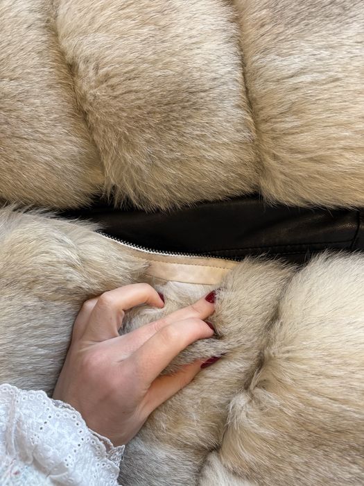 Елек с естествен косъм