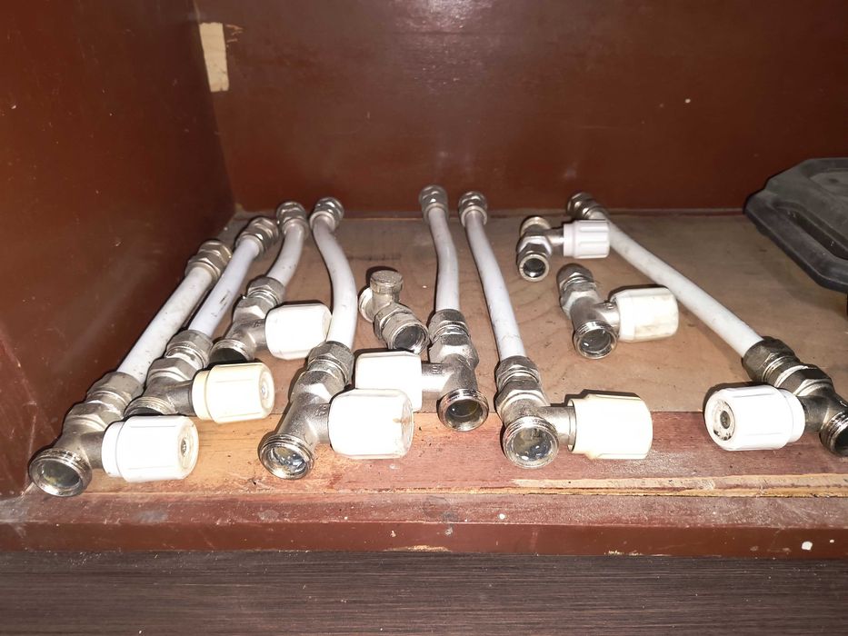 Радиатори и кранчета за парно