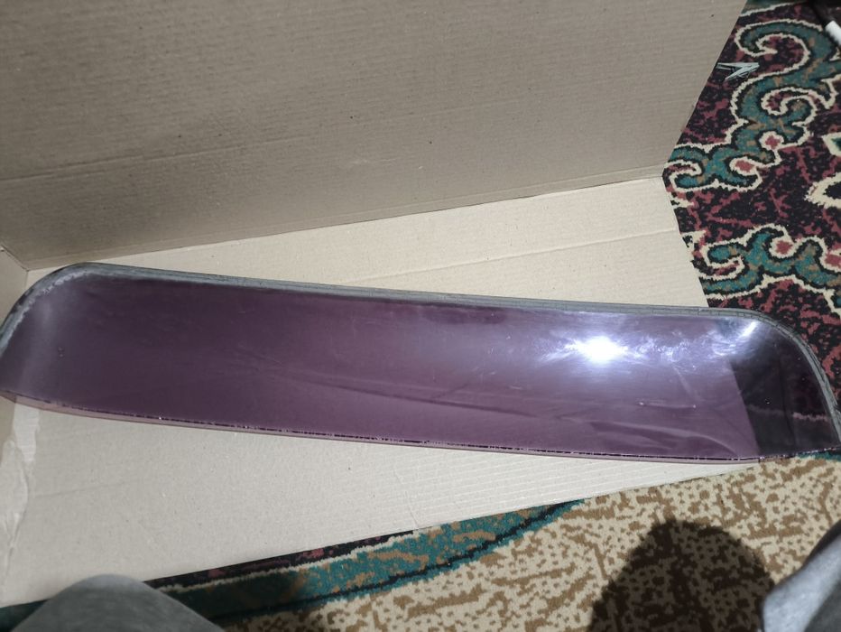 Ветравик для мерседеса 190